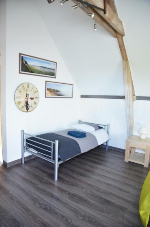La Petite Ferme Bed and Breakfast Mazé Rum bild