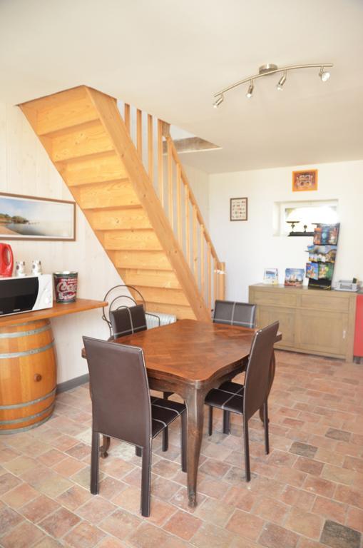 La Petite Ferme Bed and Breakfast Mazé Rum bild